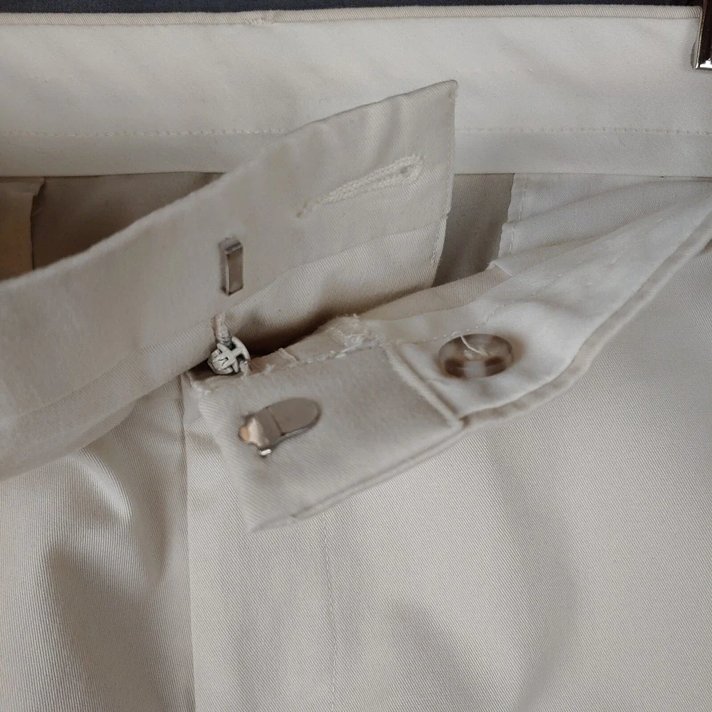 Dockers Pants‎ Mens 36x29 (Actual 37x27) Ivory Flat Front Relaxed Fit Golf Chino